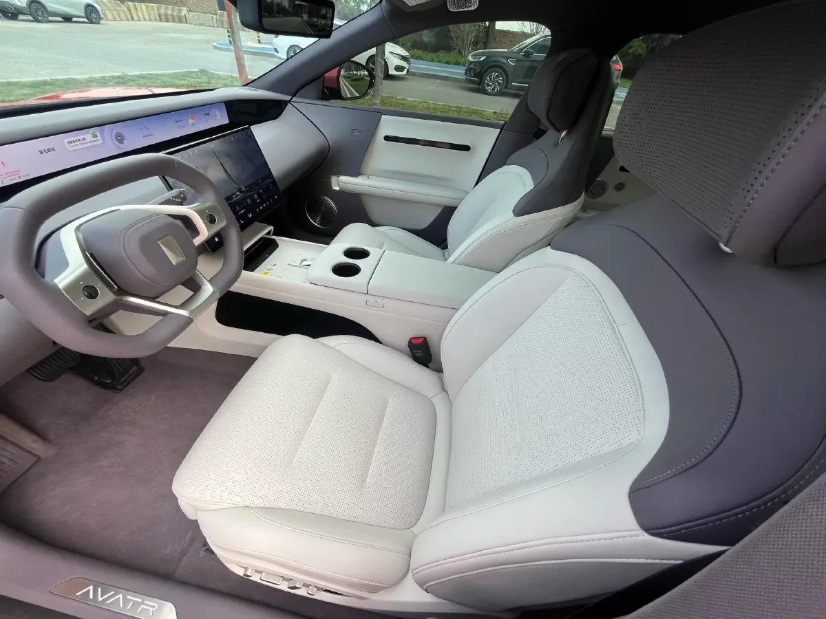 2025 Avatr 06 REEV 156HP REEV,autocango,china used car exporter,china ev exporter,chinese used car exporter,chinese used ev exporter