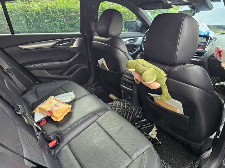 2021 Cadillac CT5 2.0T 237HP L4 10AT,autocango,china used car exporter,china ev exporter,chinese used car exporter,chinese used ev exporter