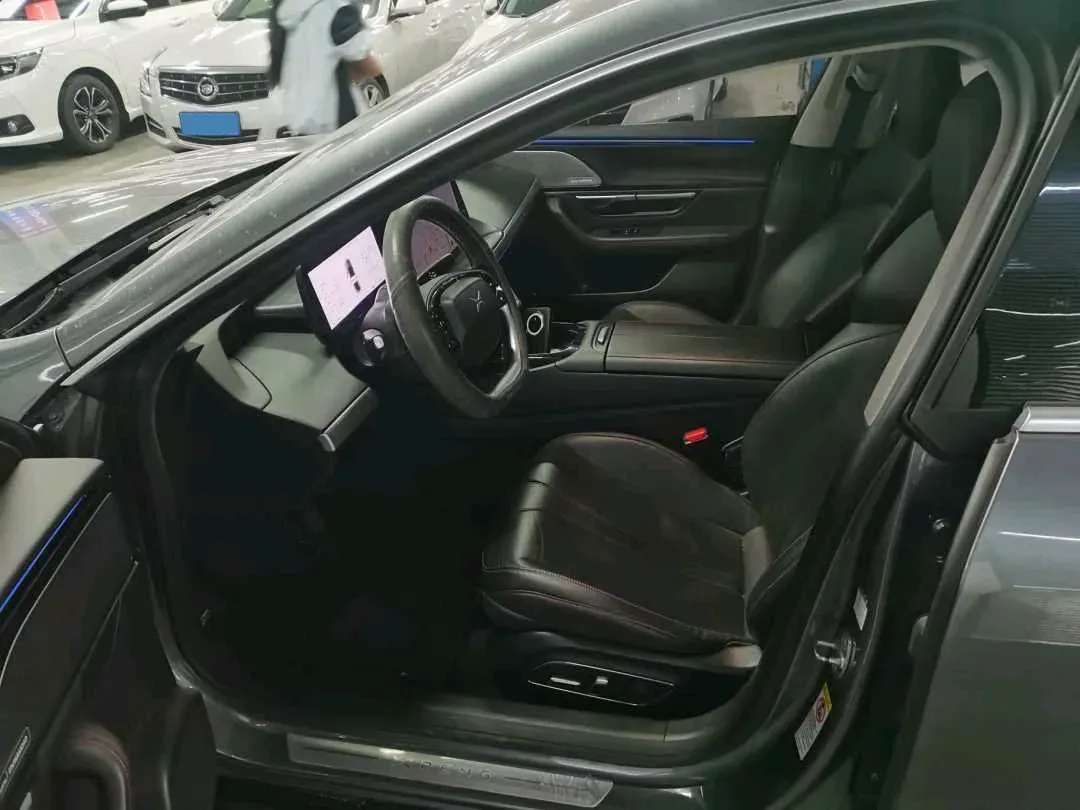 2020 DS 7 1.6T 215HP L4 8AT,autocango,china used car exporter,china ev exporter,chinese used car exporter,chinese used ev exporter