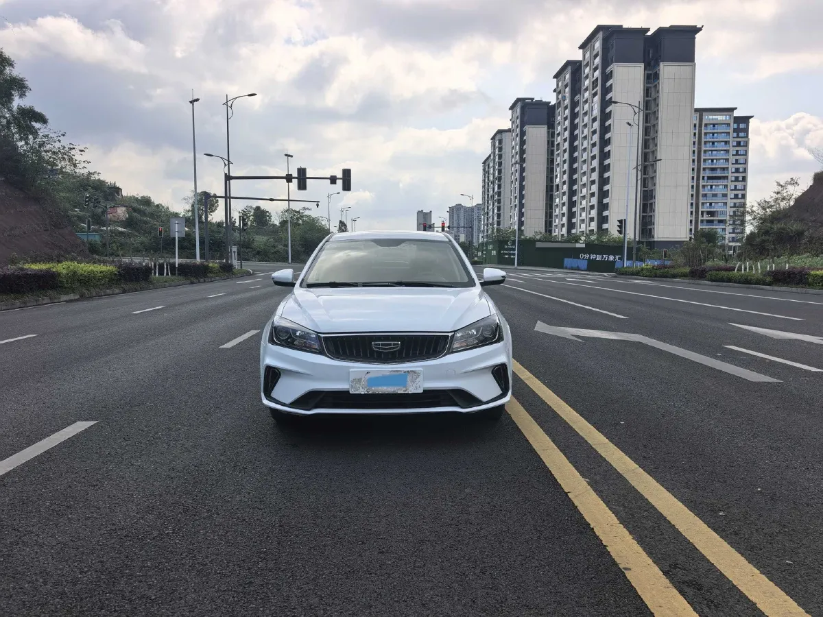 2021 BaoJun 530 1.5T 147HP L4 CVT,autocango,china used car exporter,china ev exporter,chinese used car exporter,chinese used ev exporter