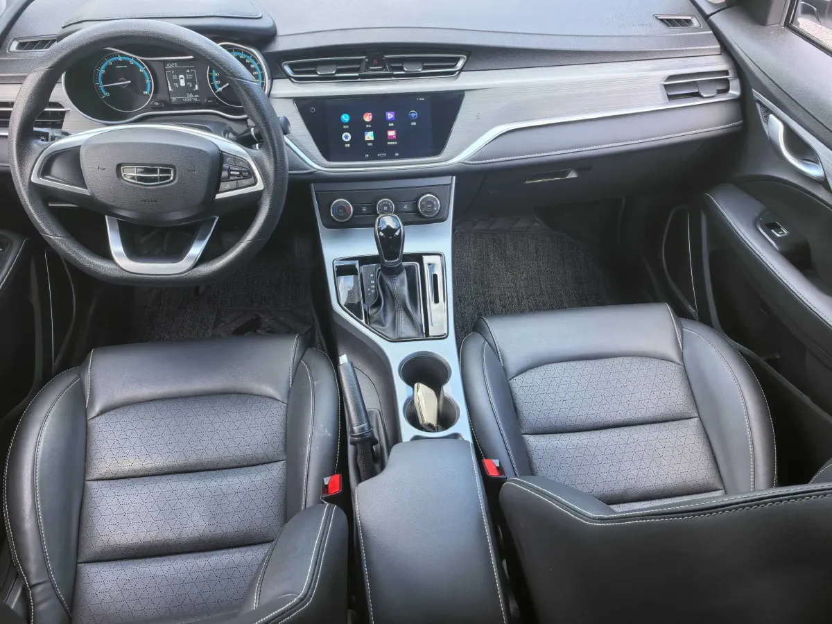 2021 BaoJun 530 1.5T 147HP L4 CVT,autocango,china used car exporter,china ev exporter,chinese used car exporter,chinese used ev exporter