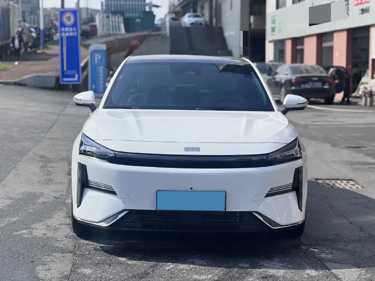 2023 Geely Galaxy L6 1.5T 163HP L4 3DHT PHEV,autocango,china used car exporter,china ev exporter,chinese used car exporter,chinese used ev exporter
