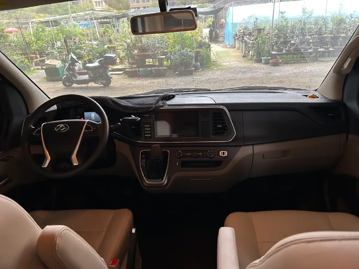 2025 MAXUS InterstellarX 2.5T 224HP L4 8AT,autocango,china used car exporter,china ev exporter,chinese used car exporter,chinese used ev exporter