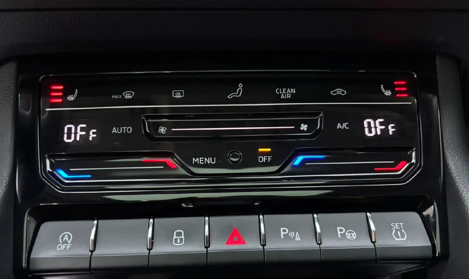 2021 Skoda Karoq 1.4T 150HP L4 7DCT,autocango,china used car exporter,china ev exporter,chinese used car exporter,chinese used ev exporter