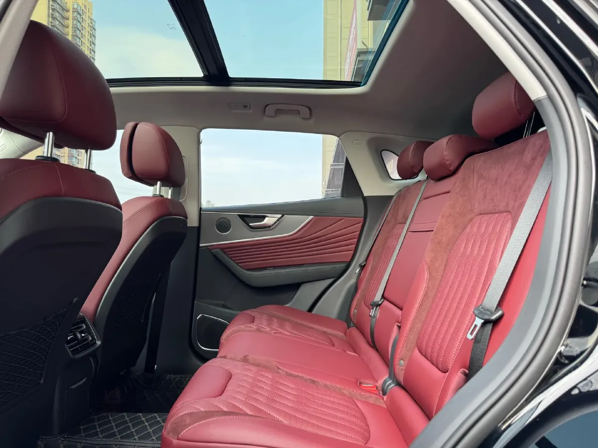 2023 HongQi HS5 2.0T 252HP L4 8AT,autocango,china used car exporter,china ev exporter,chinese used car exporter,chinese used ev exporter