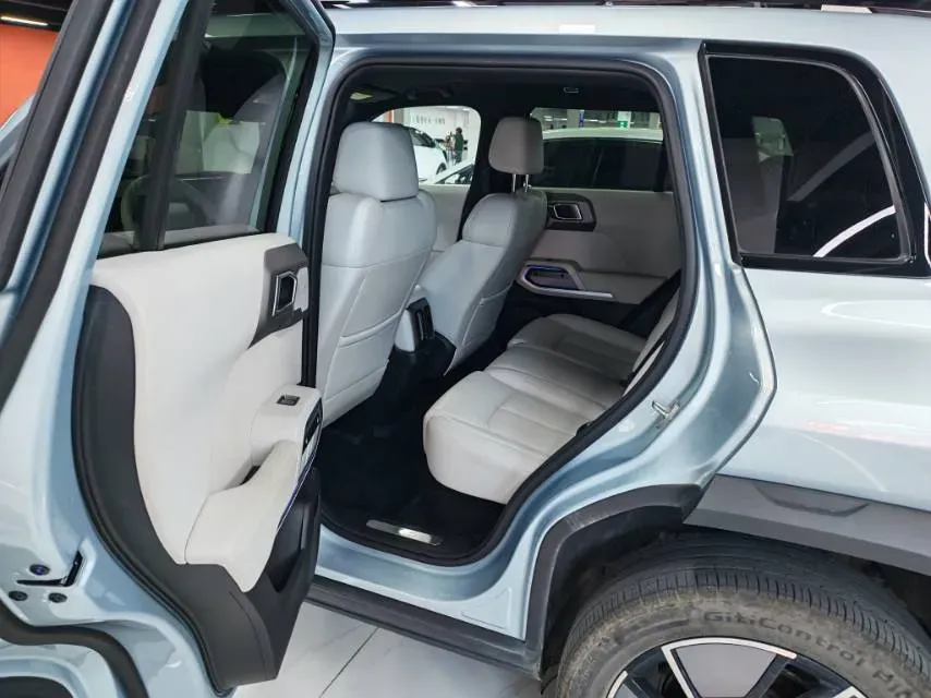 2025 FangChengBao Tai 3 BEV,autocango,china used car exporter,china ev exporter,chinese used car exporter,chinese used ev exporter