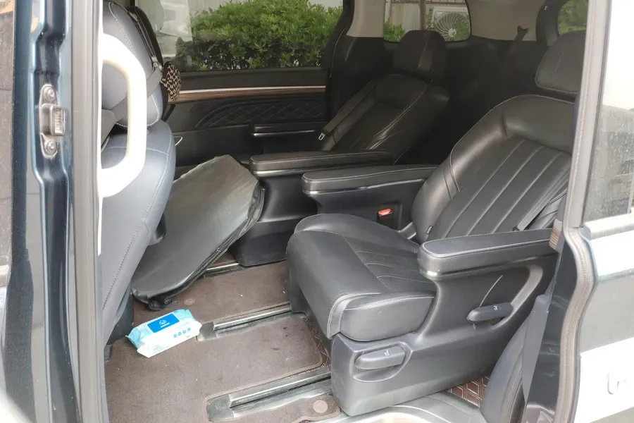 2020 GAC Trumpchi M8 2.0T 252HP L4 8AT,autocango,china used car exporter,china ev exporter,chinese used car exporter,chinese used ev exporter