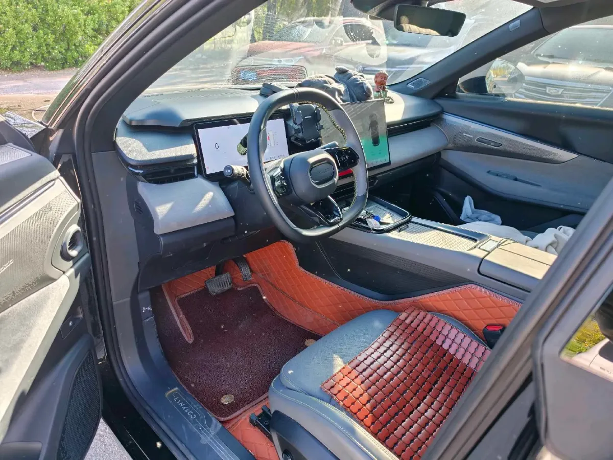 2025 LYNK&CO 08 EM-P 1.5T 163HP L4 3DHT PHEV 21.2KWH,autocango,china used car exporter,china ev exporter,chinese used car exporter,chinese used ev exporter