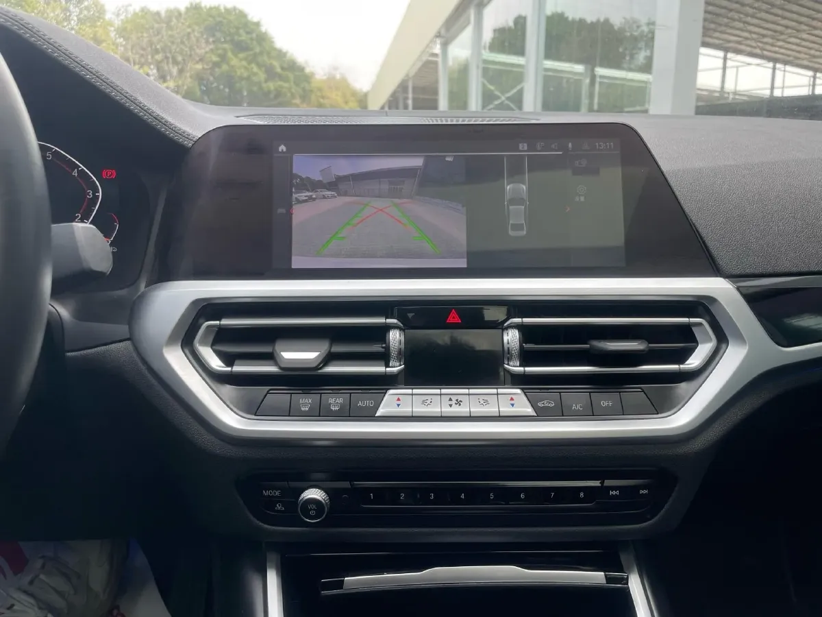 2022 BMW 3 Series 2.0T 156HP L4 8AT,autocango,china used car exporter,china ev exporter,chinese used car exporter,chinese used ev exporter