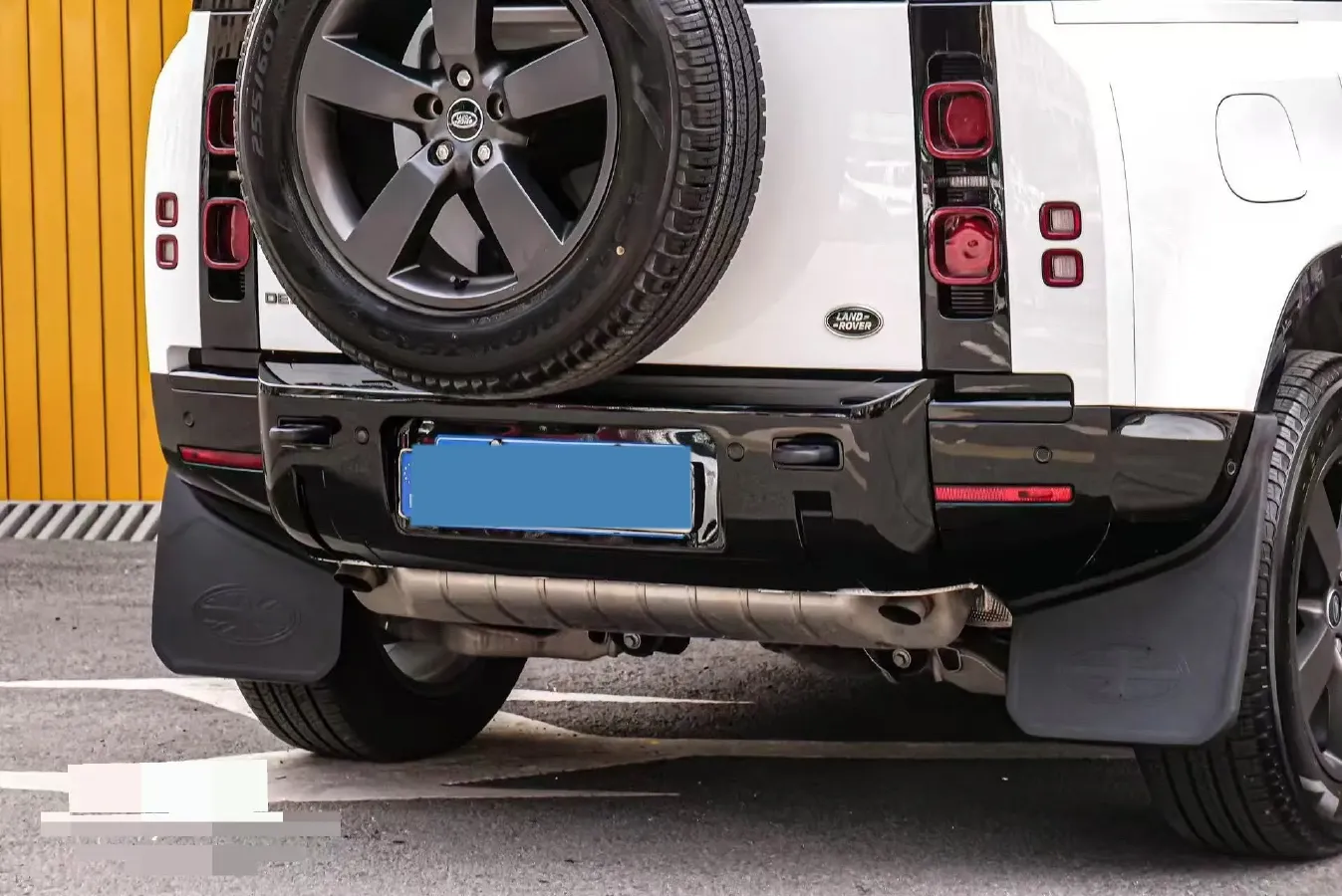 2023 Land Rover Defender 3.0T 400HP L6 8AT,autocango,china used car exporter,china ev exporter,chinese used car exporter,chinese used ev exporter