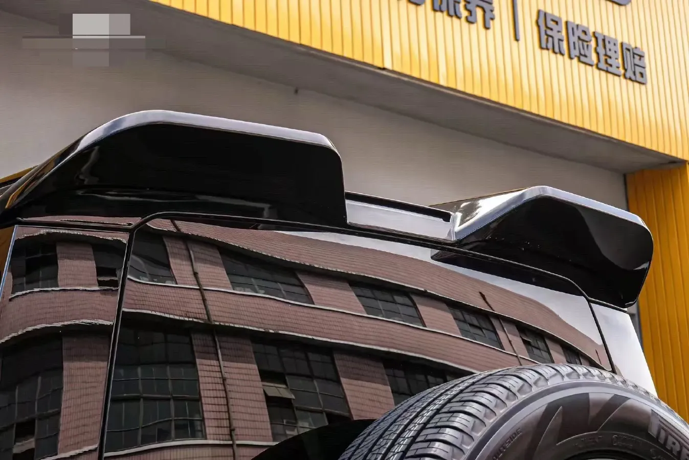 2023 Land Rover Defender 3.0T 400HP L6 8AT,autocango,china used car exporter,china ev exporter,chinese used car exporter,chinese used ev exporter