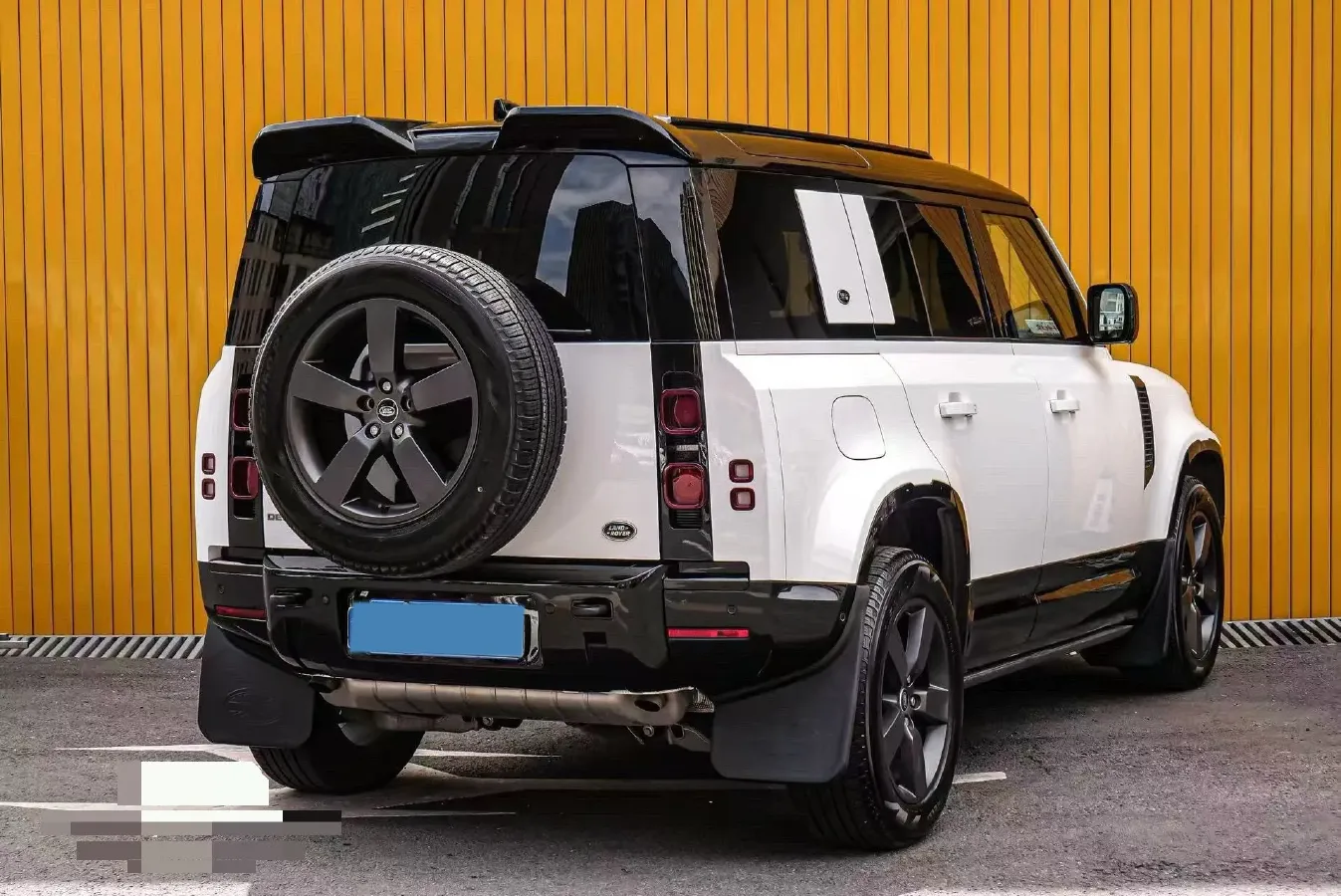 2023 Land Rover Defender 3.0T 400HP L6 8AT,autocango,china used car exporter,china ev exporter,chinese used car exporter,chinese used ev exporter