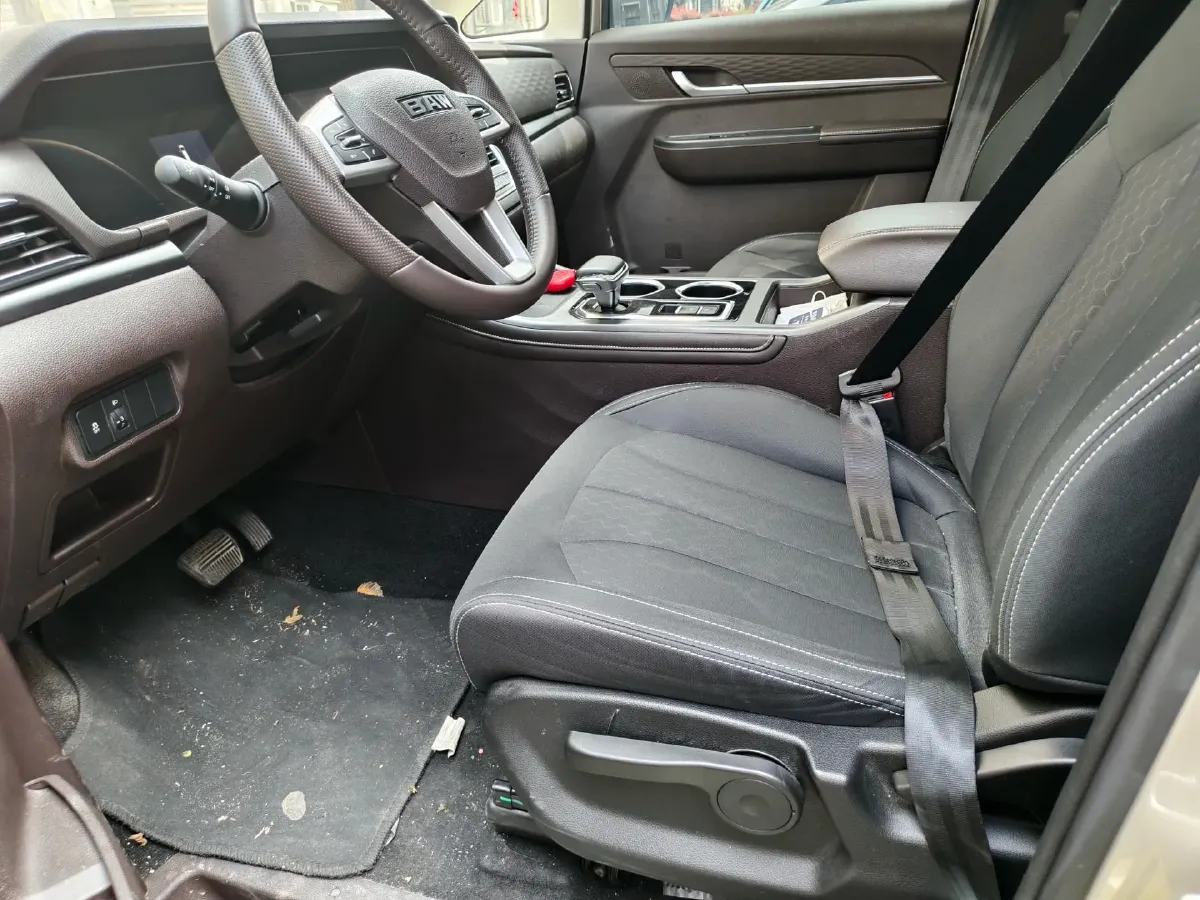 2023 BAW RuiSheng Trump M7 2.0L 144HP L4 8AT,autocango,china used car exporter,china ev exporter,chinese used car exporter,chinese used ev exporter