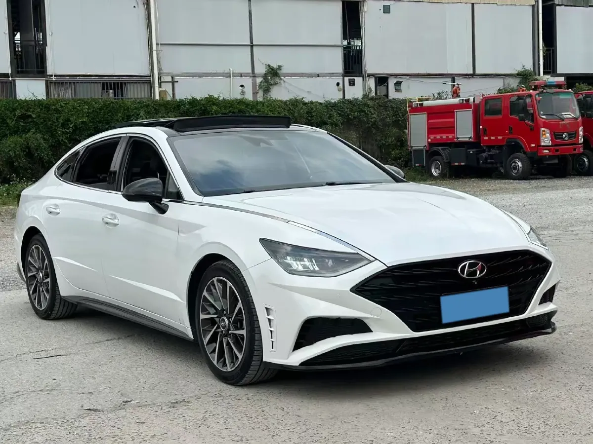 2020 Hyundai Sonata 2.0T 240HP L4 8AT,autocango,china used car exporter,china ev exporter,chinese used car exporter,chinese used ev exporter