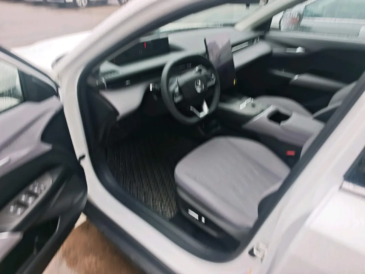 2025 ChangAn EadoPHEV 1.5L 98HP L4 E-CVT PHEV,autocango,china used car exporter,china ev exporter,chinese used car exporter,chinese used ev exporter