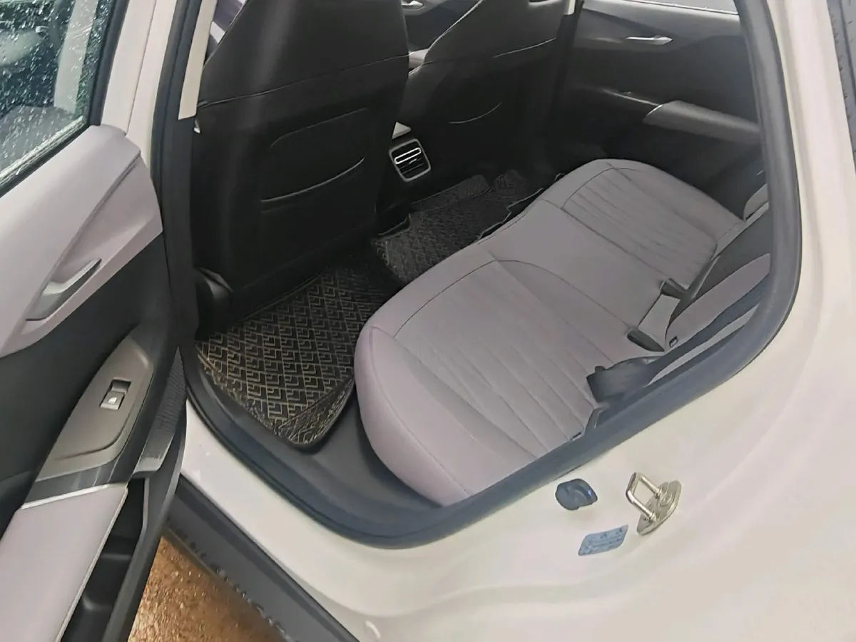 2025 ChangAn EadoPHEV 1.5L 98HP L4 E-CVT PHEV,autocango,china used car exporter,china ev exporter,chinese used car exporter,chinese used ev exporter