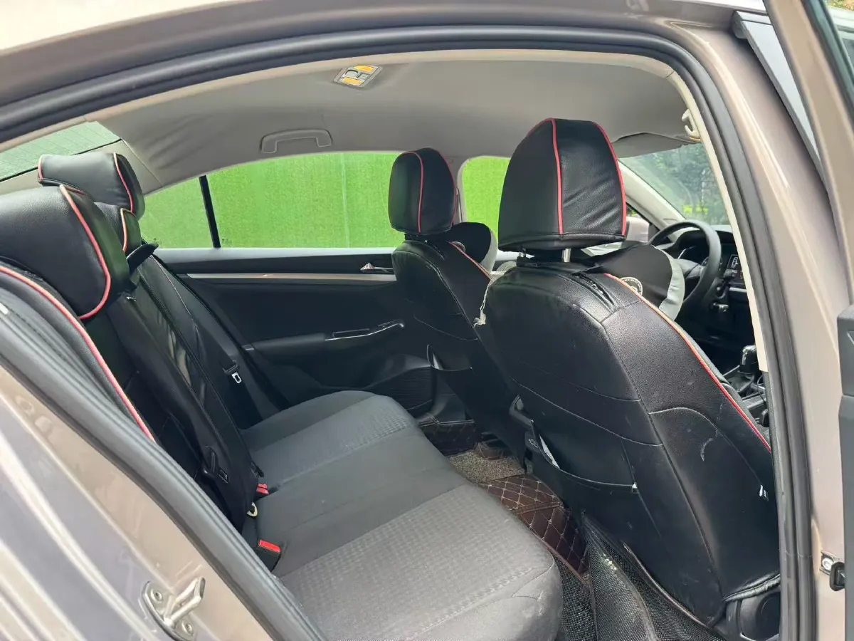 2019 Bestune T77 1.2T 143HP L4 7DCT,autocango,china used car exporter,china ev exporter,chinese used car exporter,chinese used ev exporter