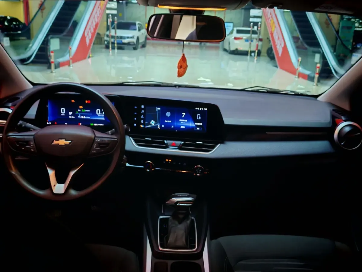 2023 Chevrolet Monza 1.5L 113HP L4 6DCT,autocango,china used car exporter,china ev exporter,chinese used car exporter,chinese used ev exporter