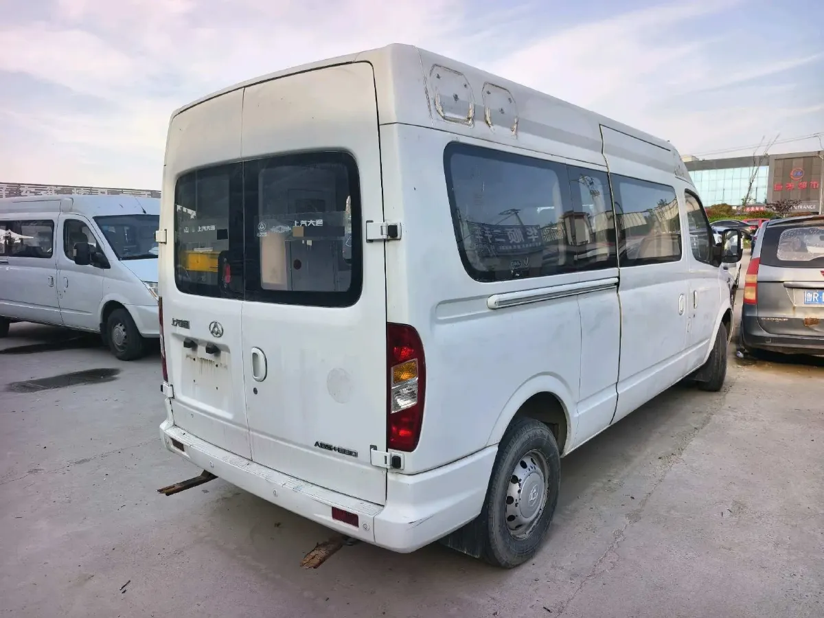 2018 MAXUS XinTu V80 2.5T 136HP L4 6MT,autocango,china used car exporter,china ev exporter,chinese used car exporter,chinese used ev exporter