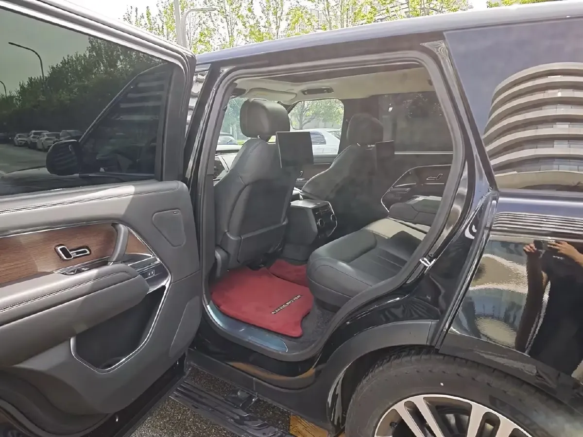 2024 Land Rover Range Rover 3.0T 400HP L6 8AT,autocango,china used car exporter,china ev exporter,chinese used car exporter,chinese used ev exporter