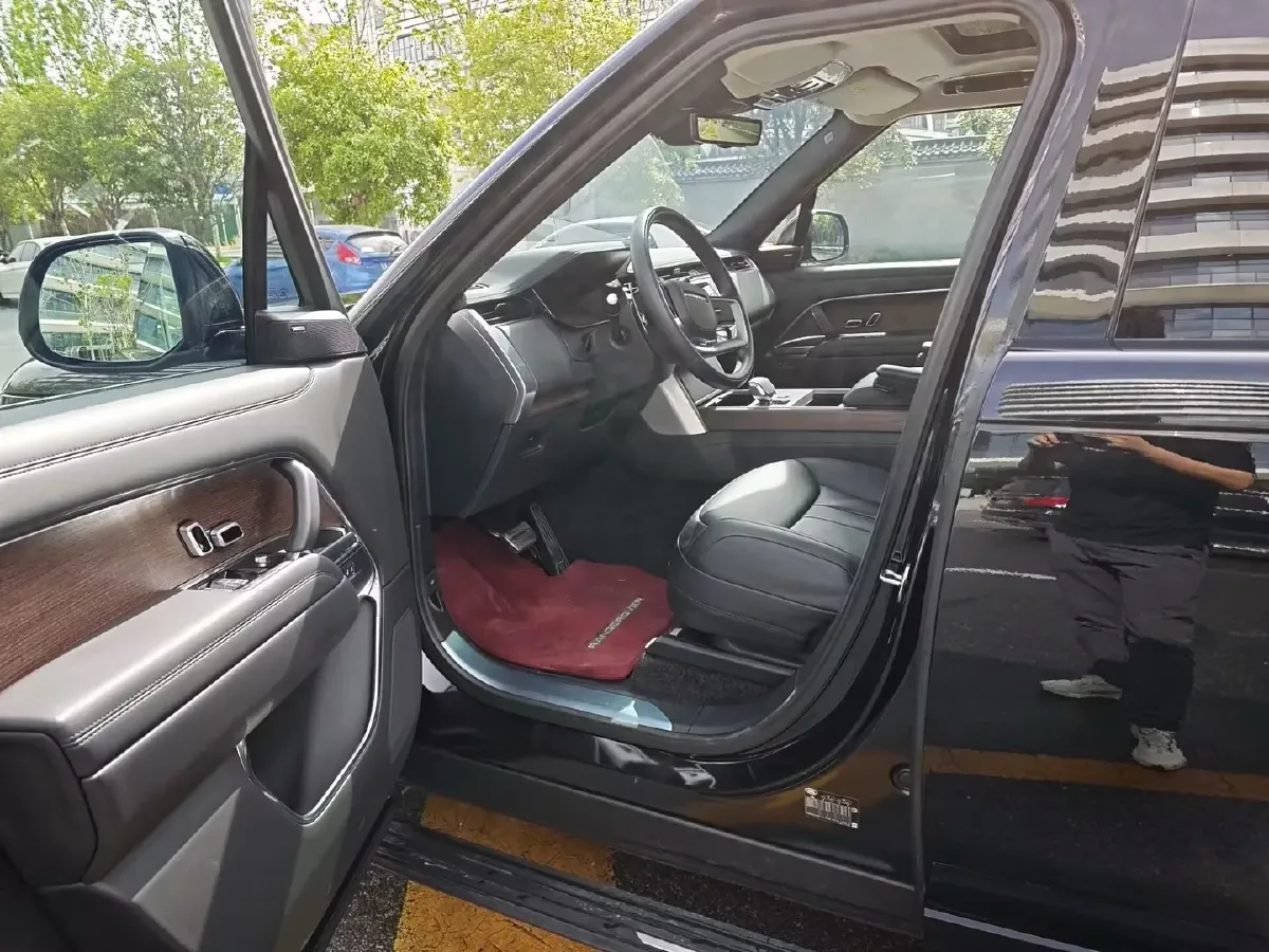 2024 Land Rover Range Rover 3.0T 400HP L6 8AT,autocango,china used car exporter,china ev exporter,chinese used car exporter,chinese used ev exporter