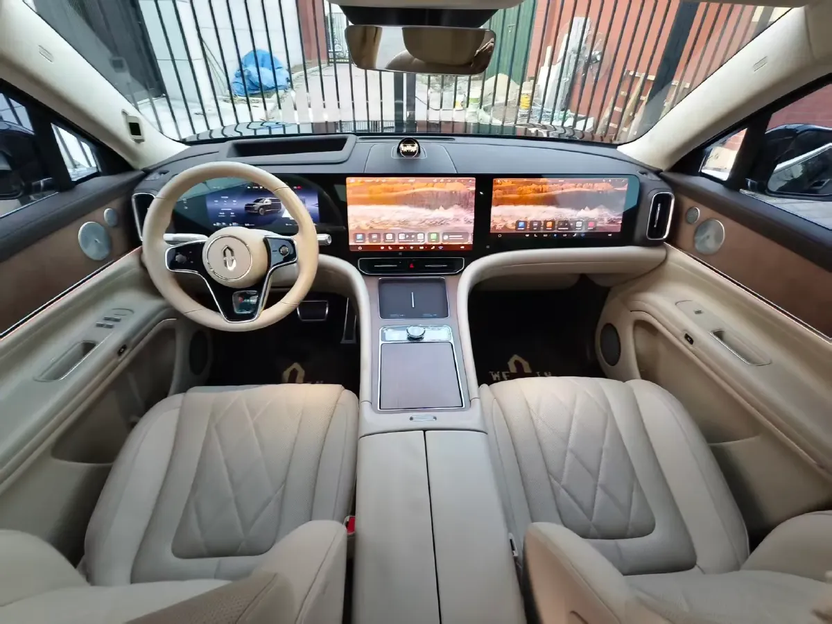 2024 AITO AITO M9 1.5T 152HP L4 REEV 42KWH,autocango,china used car exporter,china ev exporter,chinese used car exporter,chinese used ev exporter