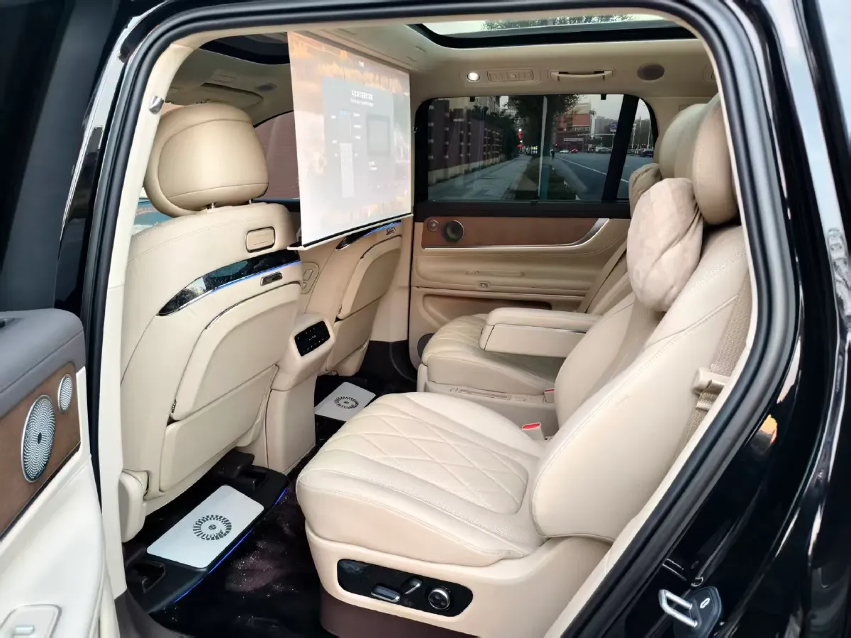 2024 AITO AITO M9 1.5T 152HP L4 REEV 42KWH,autocango,china used car exporter,china ev exporter,chinese used car exporter,chinese used ev exporter