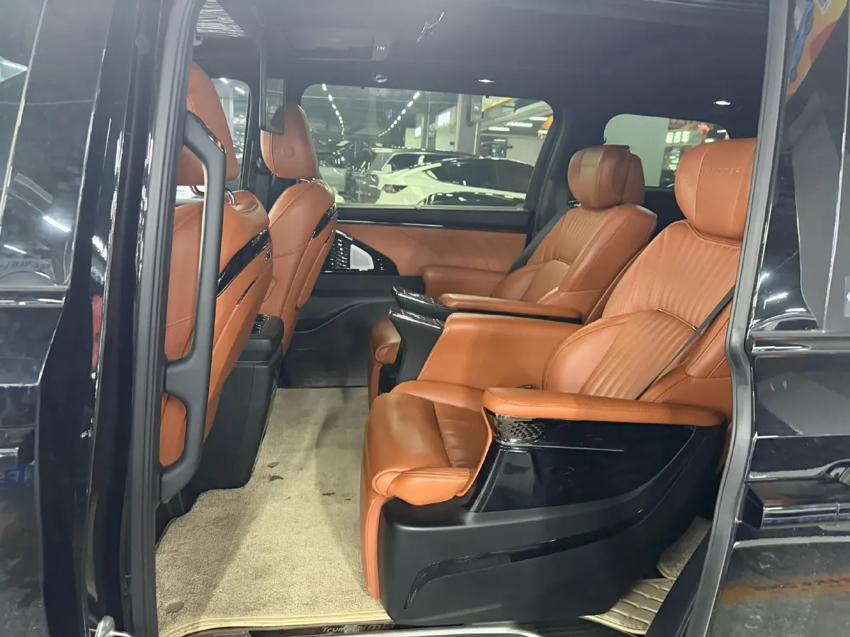 2024 GAC Trumpchi M8 2.0T 190HP L4 E-CVT Hybrid,autocango,china used car exporter,china ev exporter,chinese used car exporter,chinese used ev exporter