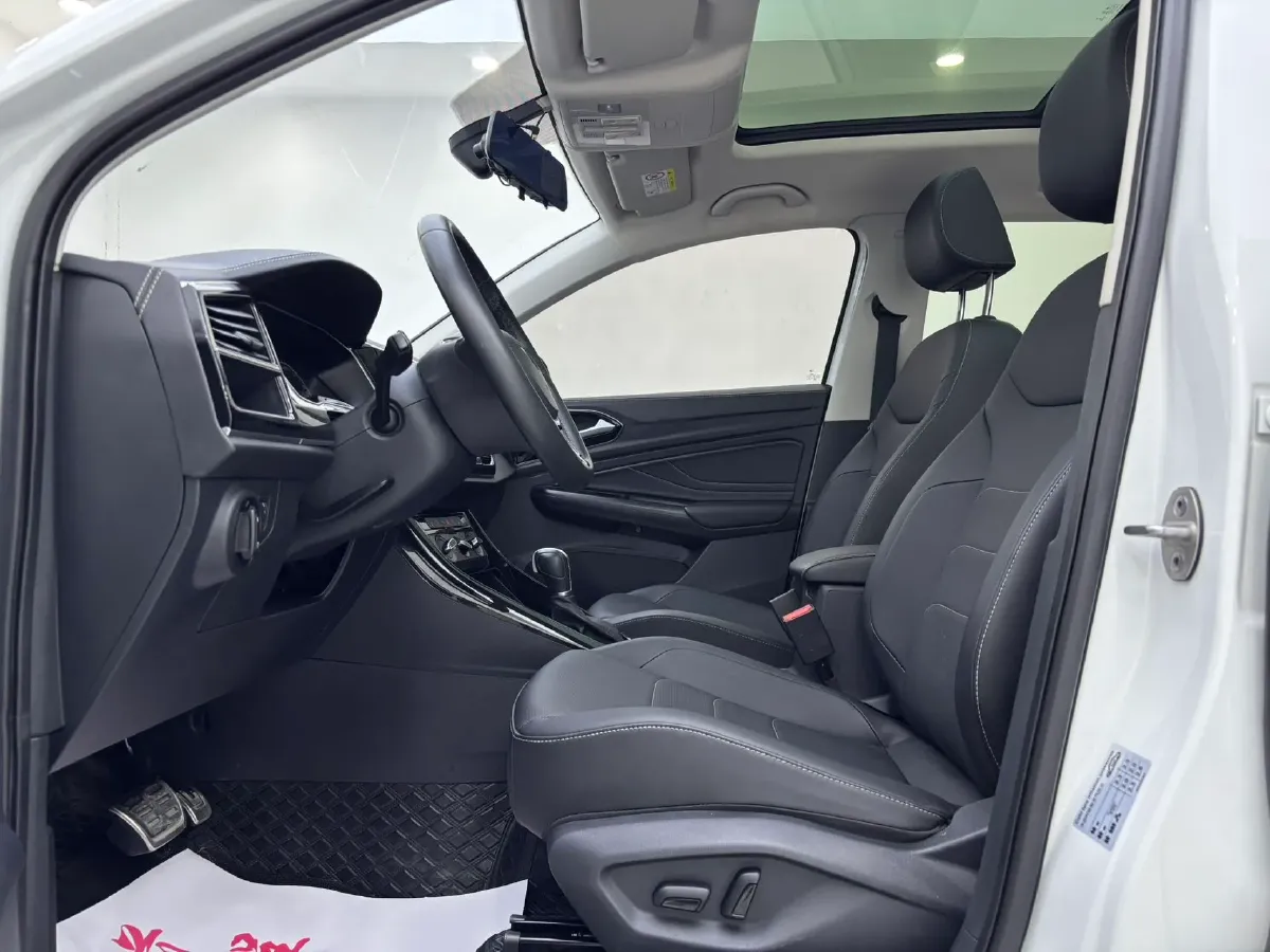 2021 Jetta VS7 1.4T 150HP L4 6AT,autocango,china used car exporter,china ev exporter,chinese used car exporter,chinese used ev exporter