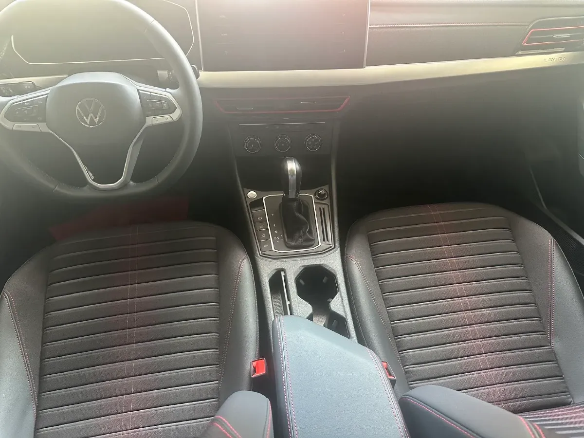 2024 Volkswagen Lavida 1.5T 160HP L4 7DCT,autocango,china used car exporter,china ev exporter,chinese used car exporter,chinese used ev exporter