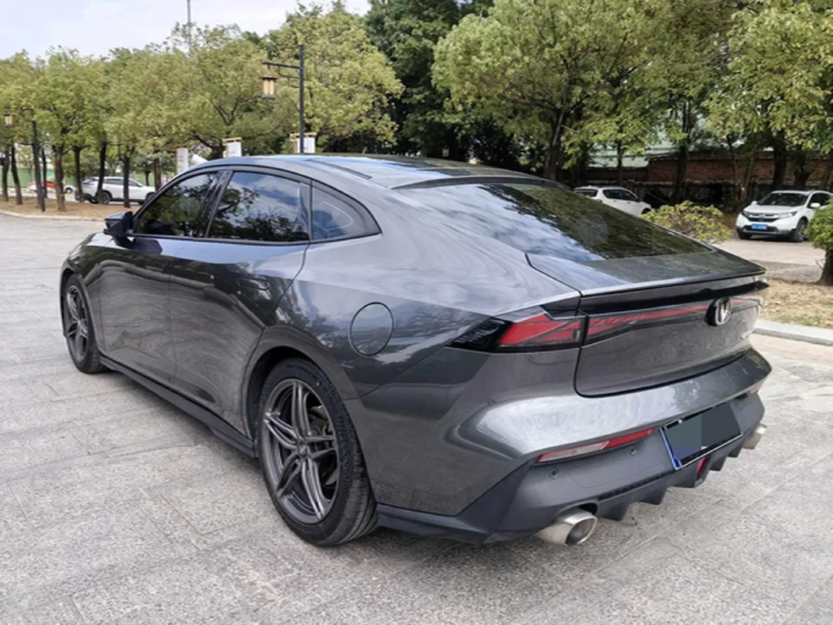 2022 ChangAn UNI-V 1.5T 188HP L4 7DCT,autocango,china used car exporter,china ev exporter,chinese used car exporter,chinese used ev exporter