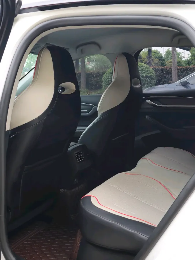 2022 Roewe RX5 MAX 1.5T 181HP L4 6AT,autocango,china used car exporter,china ev exporter,chinese used car exporter,chinese used ev exporter