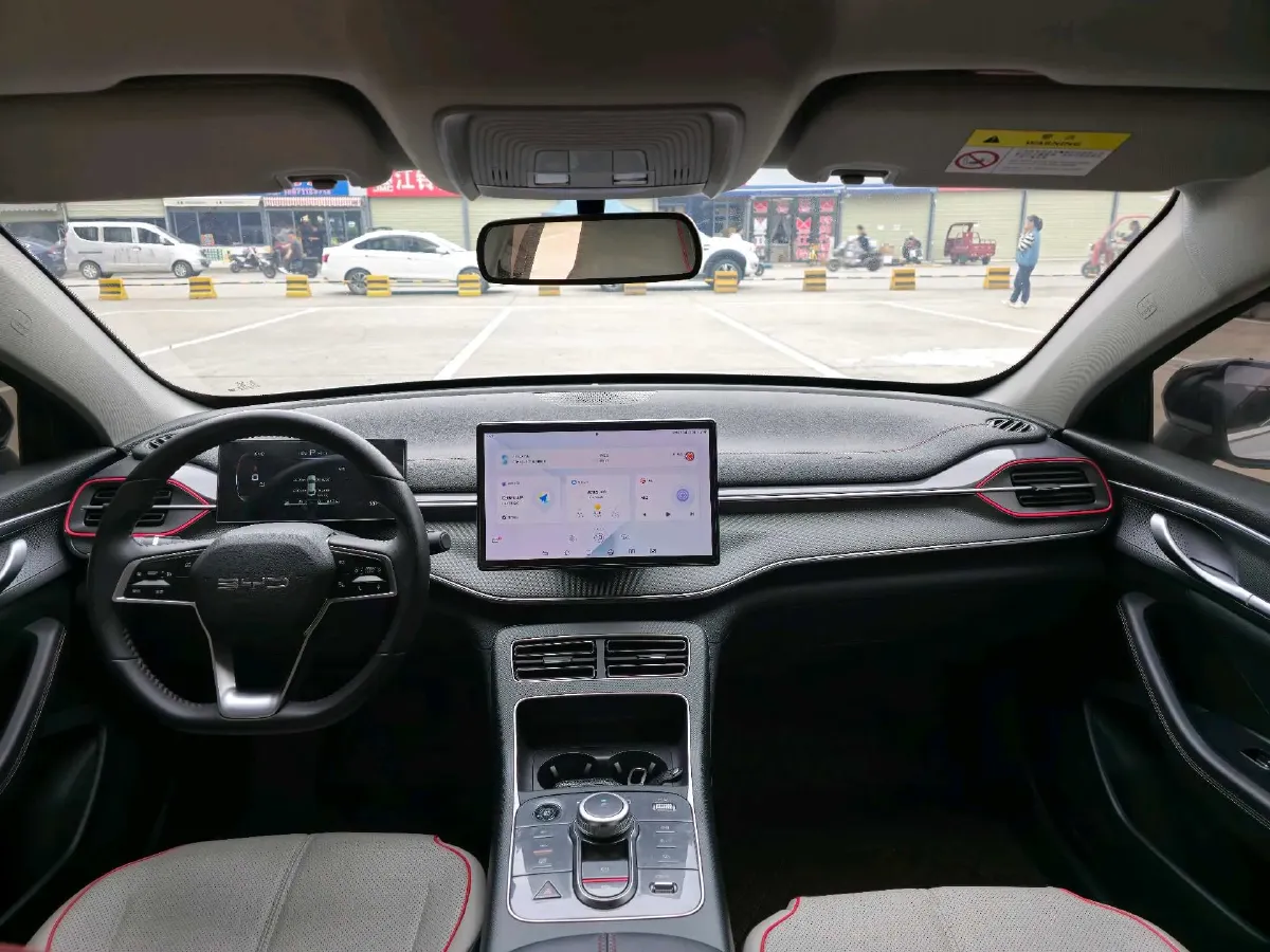 2022 Roewe RX5 MAX 1.5T 181HP L4 6AT,autocango,china used car exporter,china ev exporter,chinese used car exporter,chinese used ev exporter