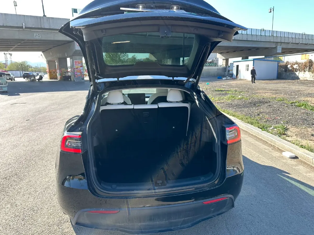 2021 Tesla Model Y BEV 76.8KWH,autocango,china used car exporter,china ev exporter,chinese used car exporter,chinese used ev exporter