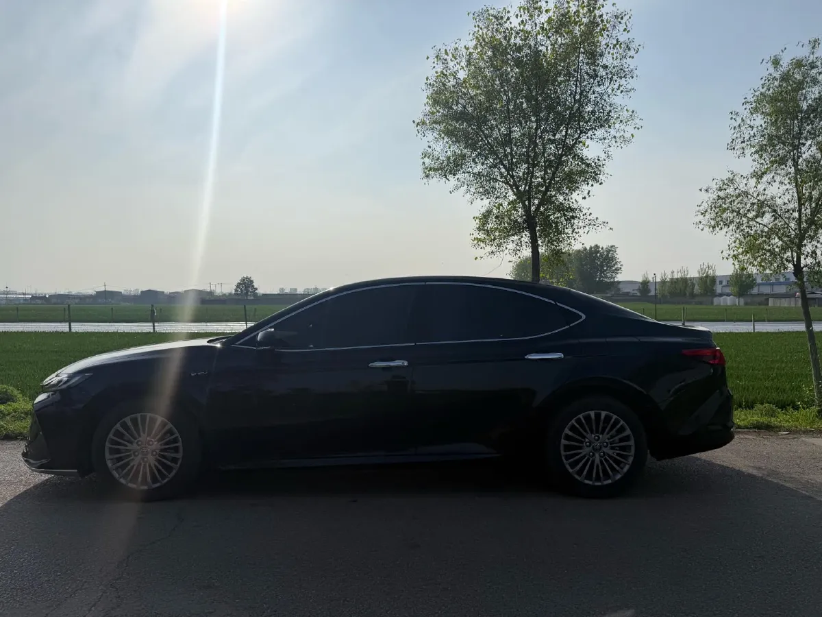 2024 Toyota Camry 2.0L 152HP L4 E-CVT Hybrid,autocango,china used car exporter,china ev exporter,chinese used car exporter,chinese used ev exporter