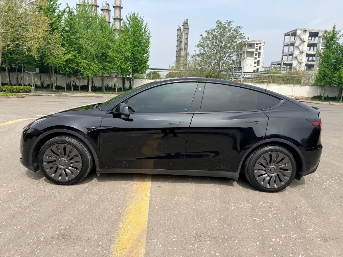 2022 Tesla Model Y BEV 60KWH,autocango,china used car exporter,china ev exporter,chinese used car exporter,chinese used ev exporter