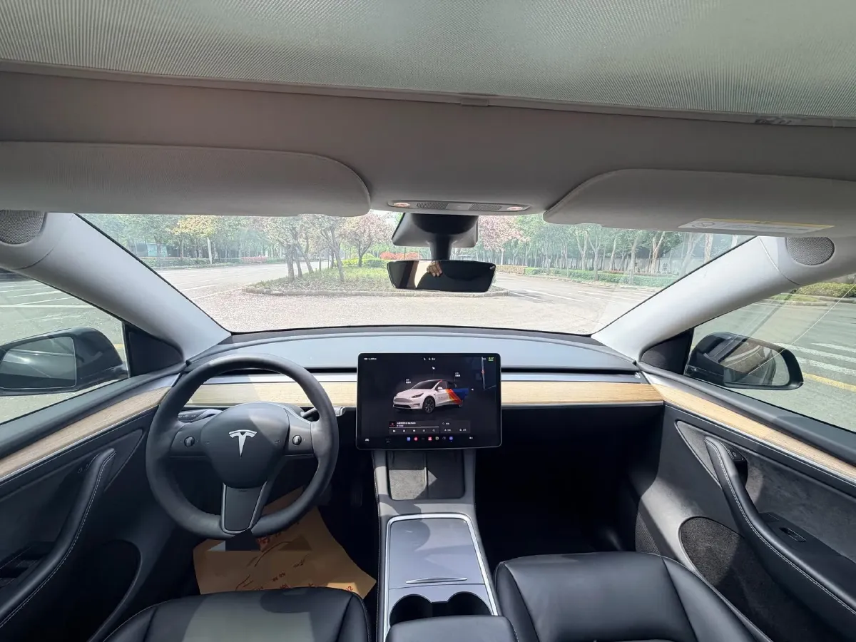 2022 Tesla Model Y BEV 60KWH,autocango,china used car exporter,china ev exporter,chinese used car exporter,chinese used ev exporter