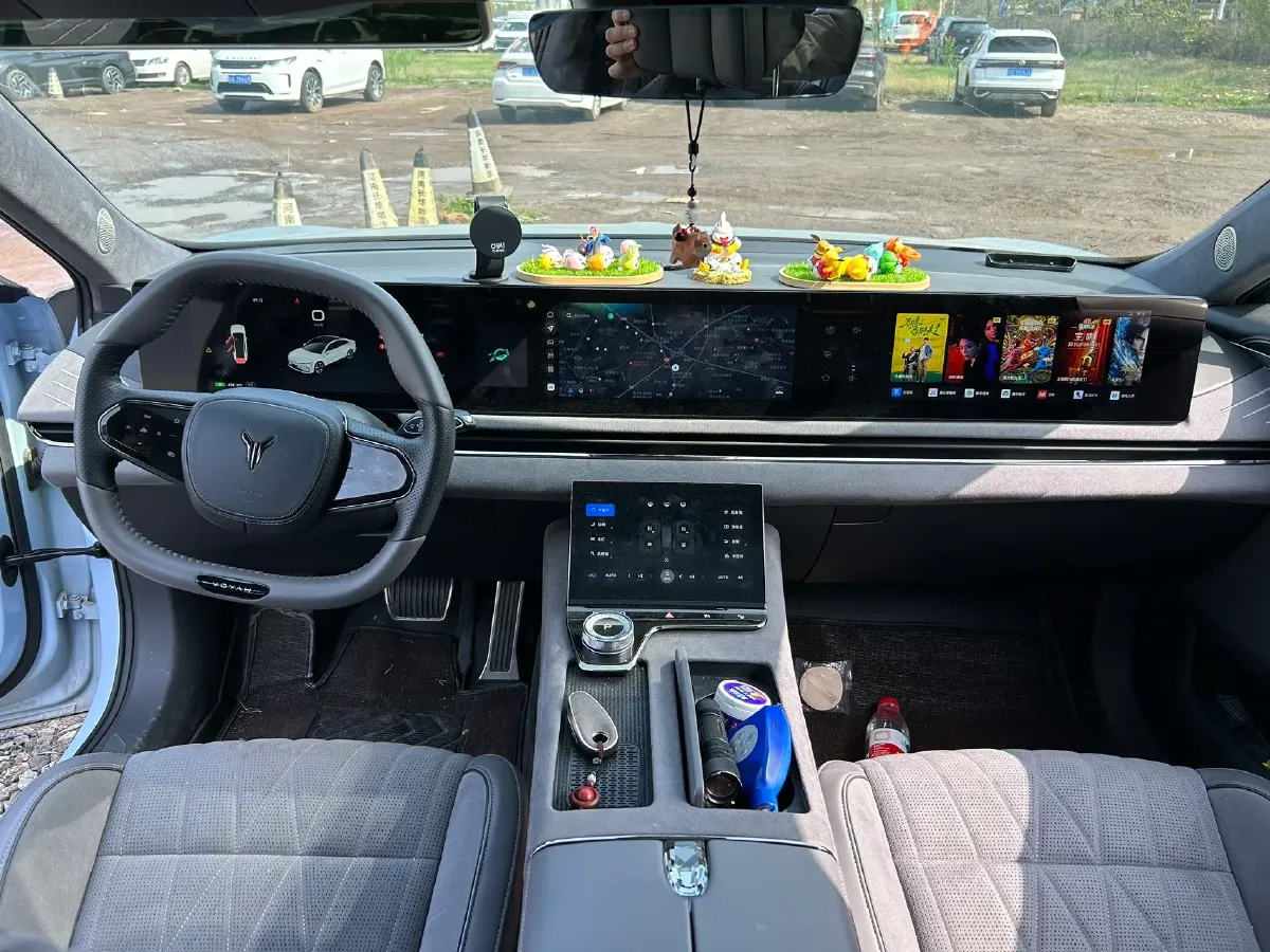 2023 Voyah ZhuiGuang BEV 82.11KWH,autocango,china used car exporter,china ev exporter,chinese used car exporter,chinese used ev exporter