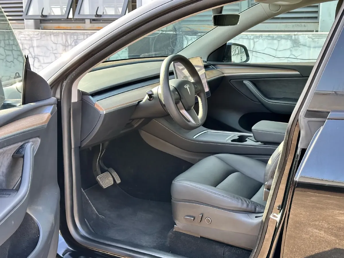 2021 Tesla Model Y BEV 60KWH,autocango,china used car exporter,china ev exporter,chinese used car exporter,chinese used ev exporter