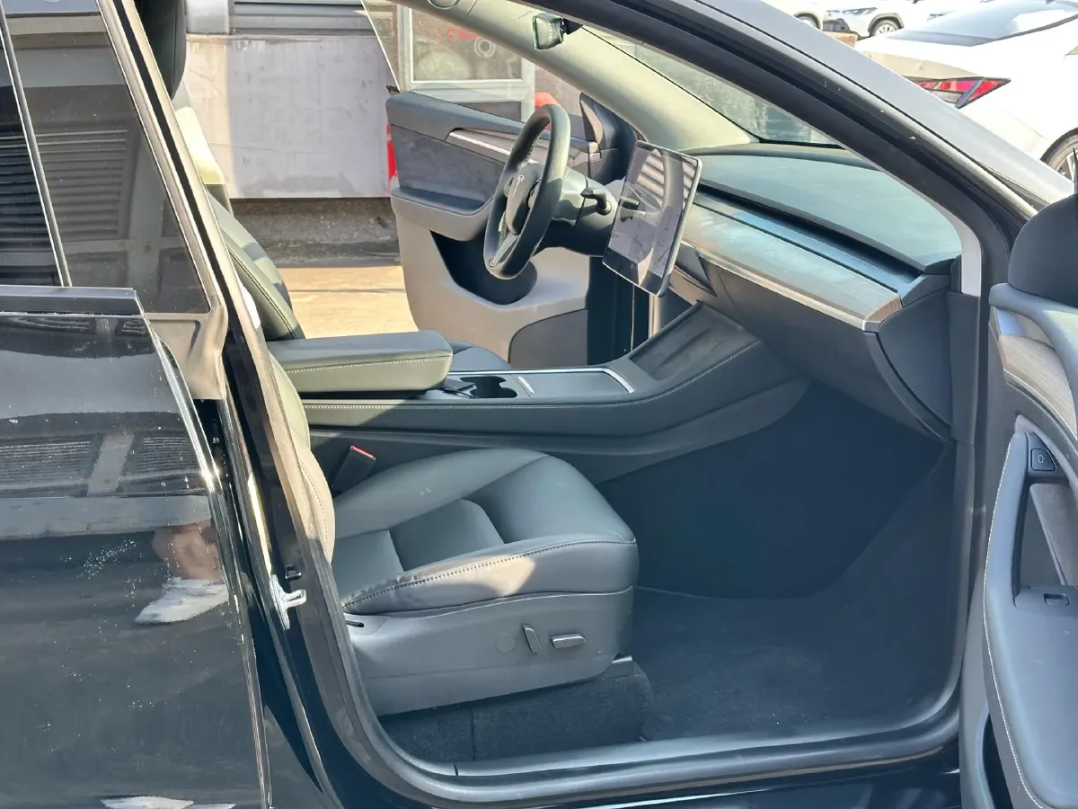 2021 Tesla Model Y BEV 60KWH,autocango,china used car exporter,china ev exporter,chinese used car exporter,chinese used ev exporter