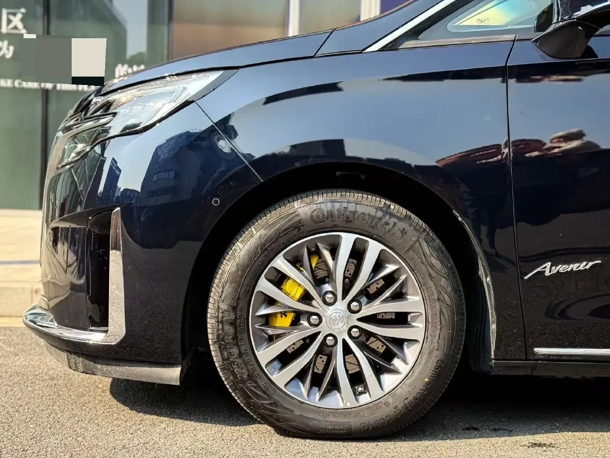 2023 Buick GL8 2.0T 237HP L4 9AT,autocango,china used car exporter,china ev exporter,chinese used car exporter,chinese used ev exporter