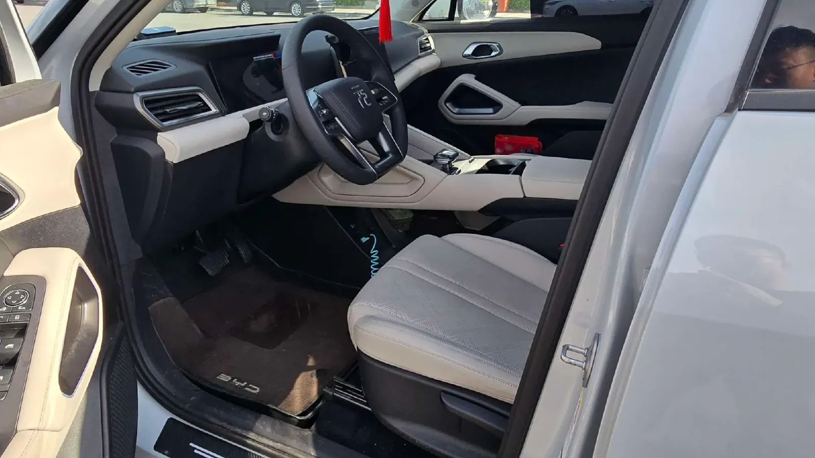 2024 BYD YuanUP BEV 45.12KWH,autocango,china used car exporter,china ev exporter,chinese used car exporter,chinese used ev exporter