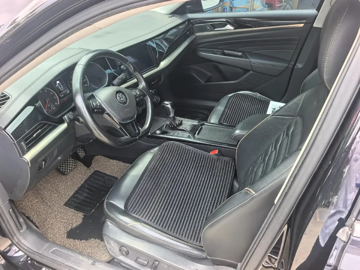 2019 Skoda Kodiak 2.0T 186HP L4 7DCT,autocango,china used car exporter,china ev exporter,chinese used car exporter,chinese used ev exporter