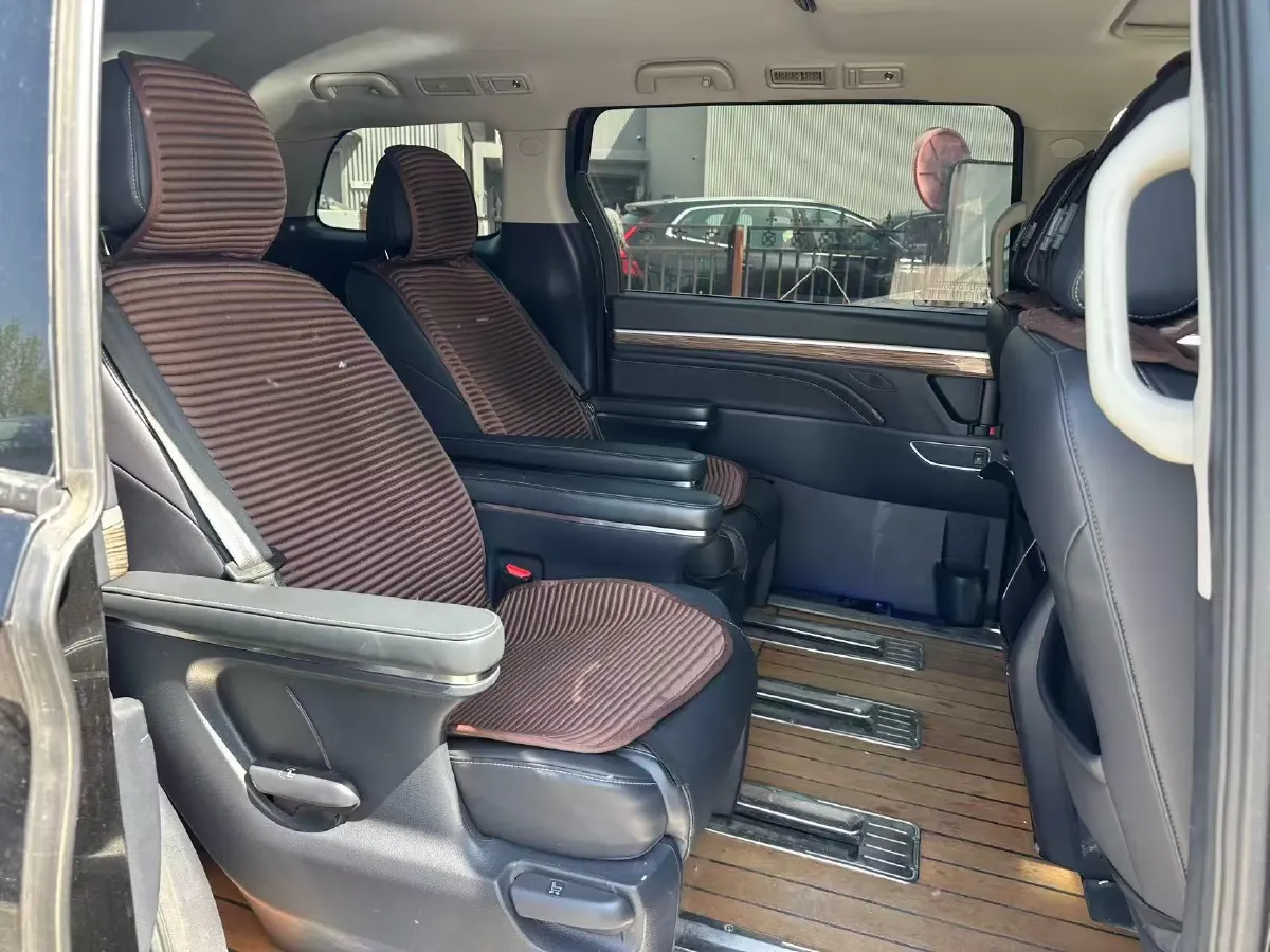 2023 GAC Trumpchi M8 2.0T 252HP L4 8AT,autocango,china used car exporter,china ev exporter,chinese used car exporter,chinese used ev exporter