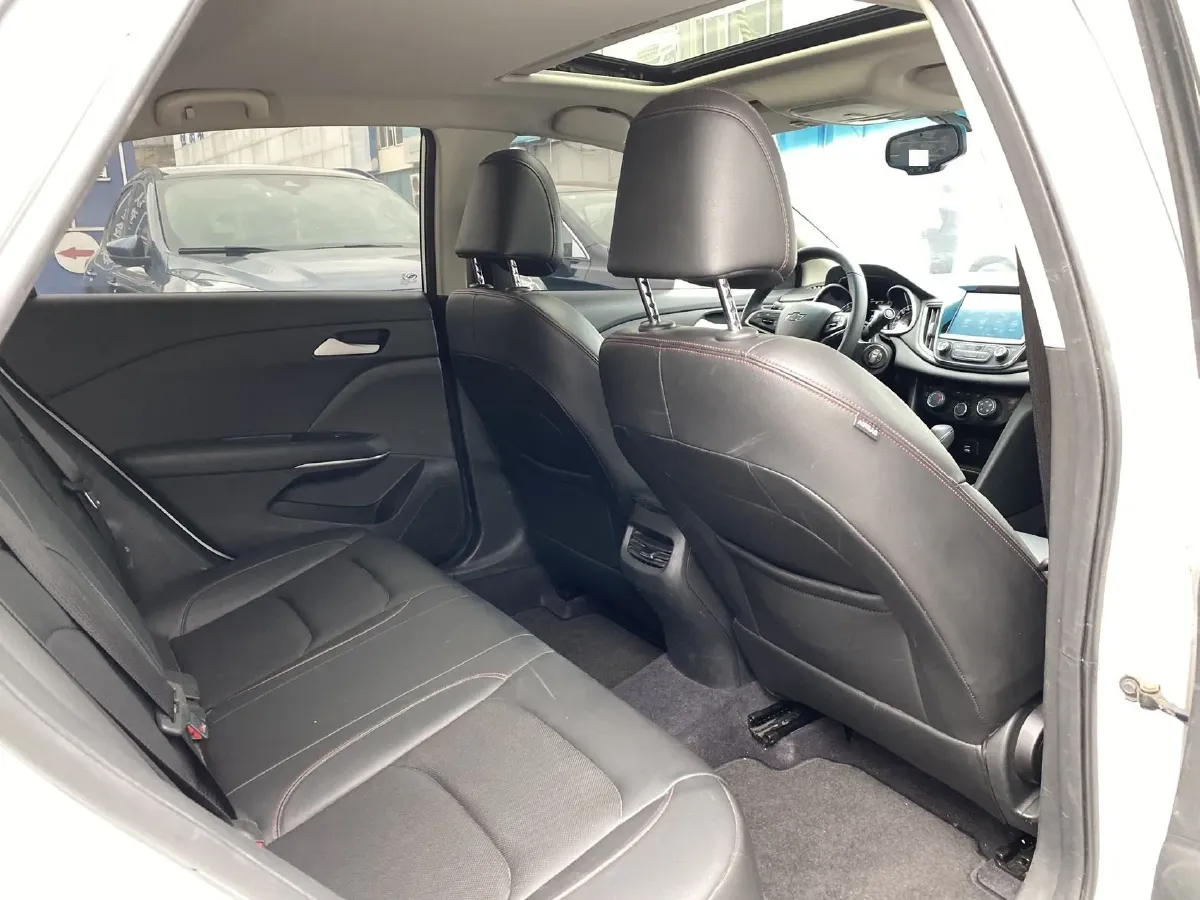 2019 Chevrolet Monza 1.0T 125HP L3 6DCT,autocango,china used car exporter,china ev exporter,chinese used car exporter,chinese used ev exporter