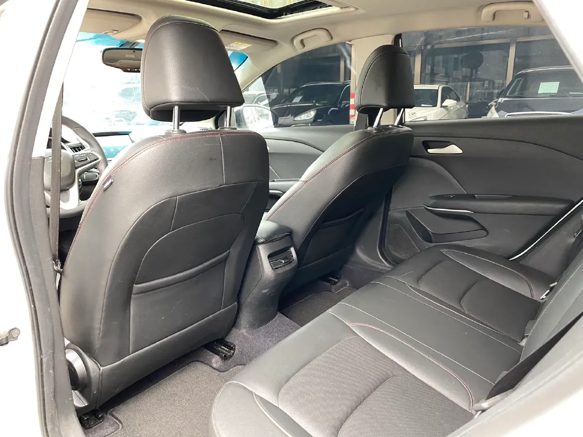 2019 Chevrolet Monza 1.0T 125HP L3 6DCT,autocango,china used car exporter,china ev exporter,chinese used car exporter,chinese used ev exporter