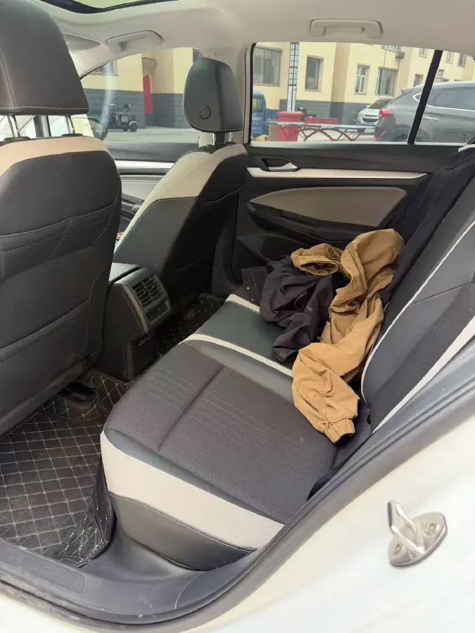 2023 Volkswagen Golf 1.4T 150HP L4 7DCT,autocango,china used car exporter,china ev exporter,chinese used car exporter,chinese used ev exporter