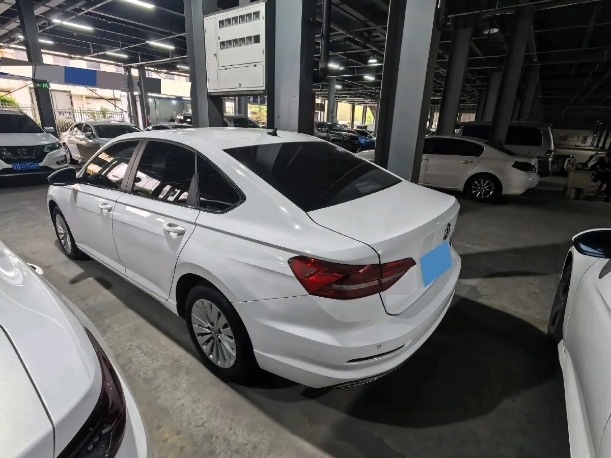 2018 Skoda Karoq 1.4T 150HP L4 7DCT,autocango,china used car exporter,china ev exporter,chinese used car exporter,chinese used ev exporter
