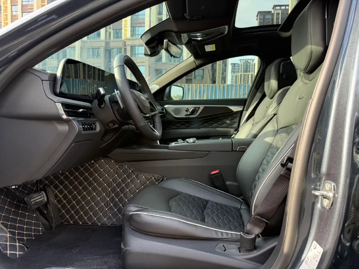 2023 Cadillac CT6 2.0T 237HP L4 10AT,autocango,china used car exporter,china ev exporter,chinese used car exporter,chinese used ev exporter