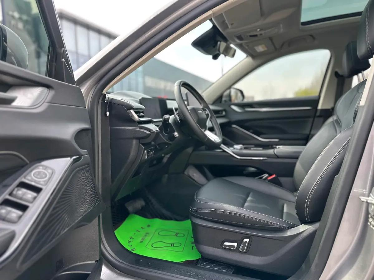 2022 Haval H6 1.5T 184HP L4 7DCT,autocango,china used car exporter,china ev exporter,chinese used car exporter,chinese used ev exporter